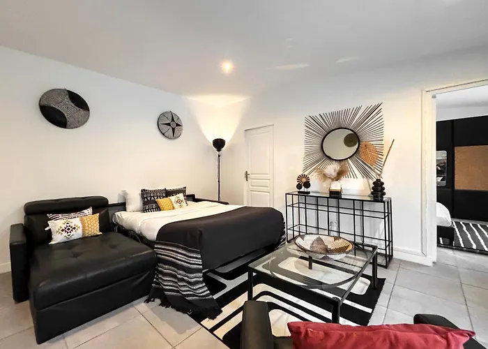 Maison Avec Terrasse Proche Gare Pour Paris Et Disneyland - 6 Personnes