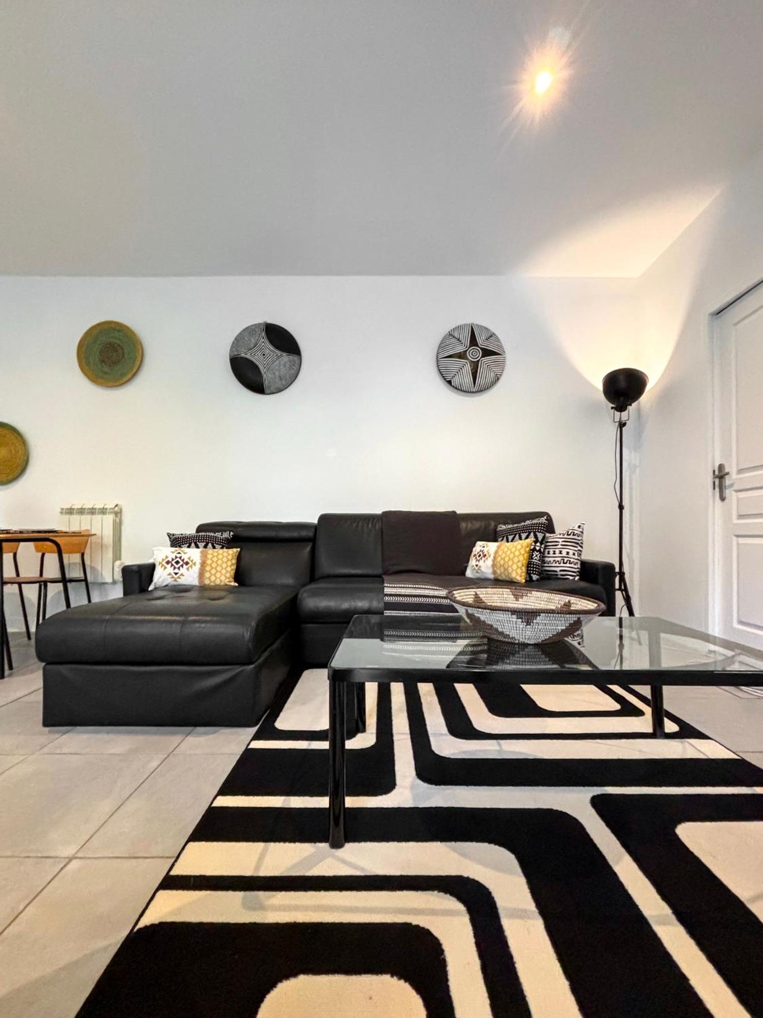 Maison Avec Terrasse Proche Gare Pour Paris Et Disneyland - 6 Personnes Villa *